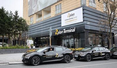 “2. El Elektrikli Araç Günleri: 2plan, Etiler’de Elektrikli Araç Tutkunlarını Buluşturuyor”