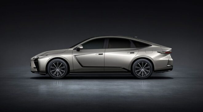 Lexus Yeni Nesil ES Modelini Dünya Prömiyeriyle Tanıttı