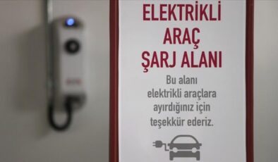 Elektrikli Araç Şarj İstasyonlarına İzinsiz Parka Yasal ve Sosyal Uyarı,