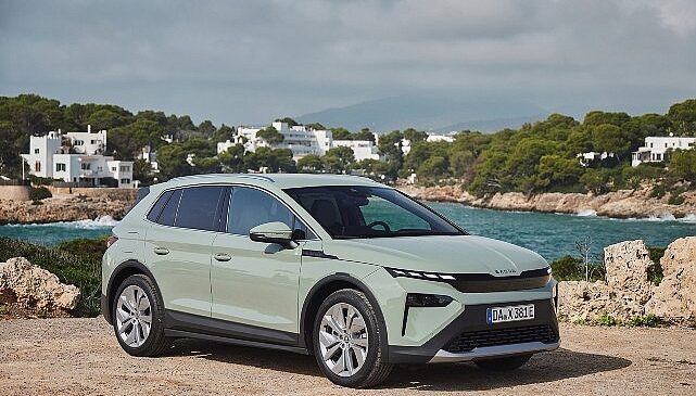 🚗 Škoda’dan Türkiye’de Elektrikli Araç Devrimi: Enyaq, Elroq ve Superb PHEV Detaylı İncelemesi