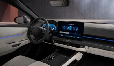 Lexus Yeni Nesil ES Sedan Modelinin Avrupa Prömiyerini Gerçekleştirdi 