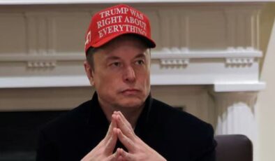 Musk görevi bırakıyor mu?