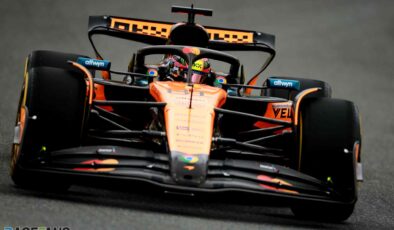 Piastri leads practice as crash for Bearman ends session early | Formula 1