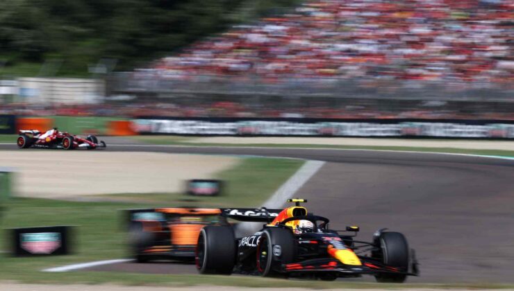 Verstappen told Red Bull to use Tsunoda before “hold him up” call | Formula 1