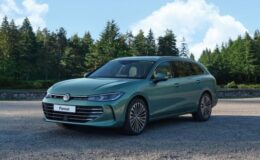 2025 Volkswagen Passat Fiyatları Uçuşta! Orta Sınıfın Hayali Artık Lüks Segmentte