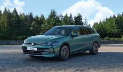 2025 Volkswagen Passat Fiyatları Uçuşta! Orta Sınıfın Hayali Artık Lüks Segmentte