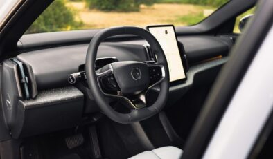 Volvo’nun En Kompakt ve Tamamen Elektrikli SUV’u EX30 Türkiye Yollarında
