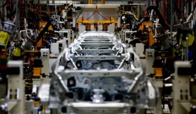 Otomotivde tüm zamanların rekoru! 6 ayda 19,9 milyar dolar ihracat