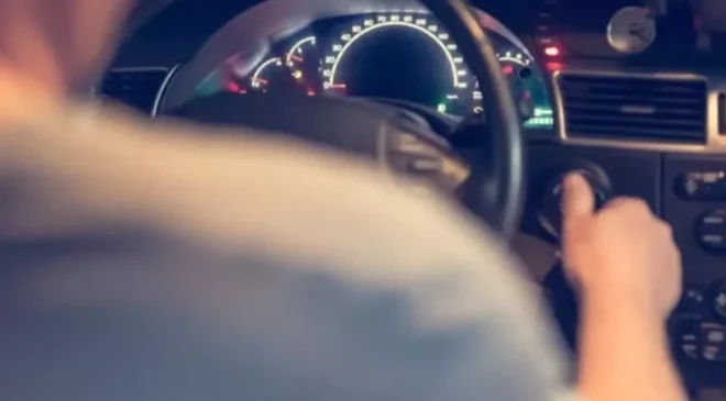Terlikle araba kullanmak yasak mı?