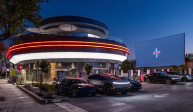 Tesla restoran işletmecisi oldu