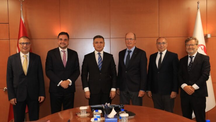 Araç muayenede yeni dönem için ilk imza