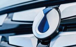 BYD’nin Yeni Hibrit SUV’si Denza B8 Sahneye Çıktı