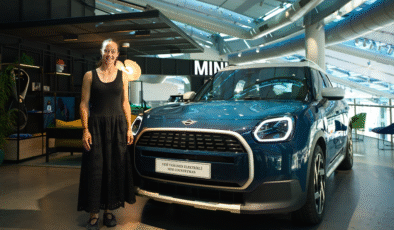 MINI, Türk Tenisinin Geleceği Zeynep Sönmez’in Başarı Yolculuğuna Eşlik Ediyor