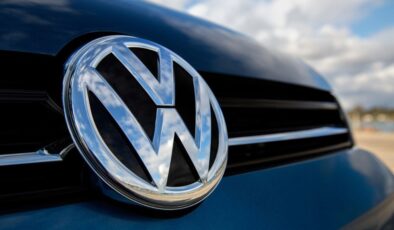 Otomotiv sektöründe dengeler değişiyor: Volkswagen ortaklığı genişletti!