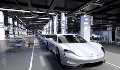 Porsche, ABD Gümrük Vergilerine Karşı Savunma Sanayisine Radikal Geçiş Yaptı