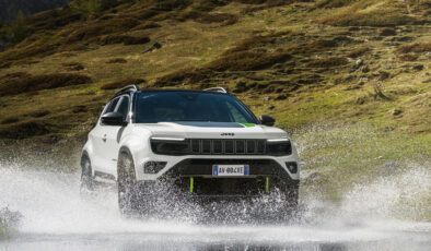 Avenger’a 4×4 versiyon geldi