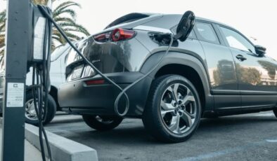 BYD Türkiye’ye Damga Vuruyor! Elektrikli Araç Kârı Düşerken Pazar Patlaması Şok Ediyor!