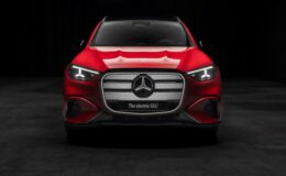 Elektrikli Lüks SUV Standardı Yeniden Yazılıyor! Mercedes-Benz GLC 2026 Analizi