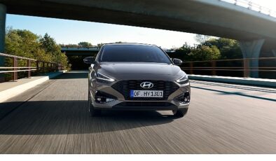 Hibrit Güç ve Smart Sense Teknolojisiyle Hyundai i30 Geri Döndü