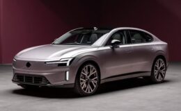 Volvo ES90 2026, 700 KM Menzil ve 680 Beygir Gücü ile Elektrikli SUV’a Yeni Soluk