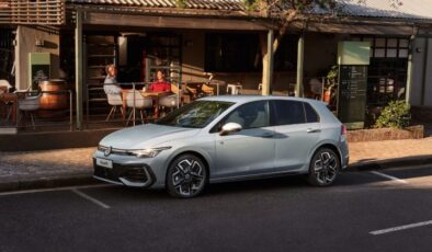 Yeni Volkswagen Golf Hibrit Dönüşüm ve Kamuflajsız Prototip İlk Kez Görüntülendi