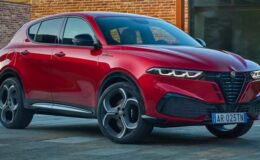 Alfa Romeo Tonale 2026, Türkiye’ye Gelen Yeni Makyajlı C-SUV ile Güç ve Şıklık Bir Arada