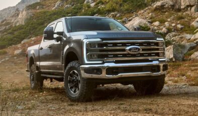 Ford, kamera arızası nedeniyle 290 binden fazla aracını geri çağırdı