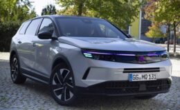 Opel’in Yapay Zekâ Destekli Farları, Otonom Araçlarda Yeni Bir Çağ Başlatıyor!
