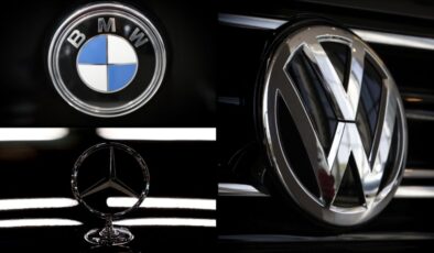 Alman otomobil üreticileri BMW, Mercedes ve Volkswagen kan kaybediyor