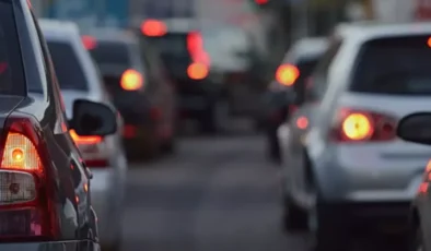 Ehliyeti Yenilemeyenler Dikkat! 12.978 TL Ceza ve Sigorta İptali Kapıda