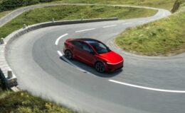 Tesla Türkiye’de Model Y Ailesini Genişletti, Performance ve Standard Artık Satışta, Fiyatlar Şaşırtıyor!