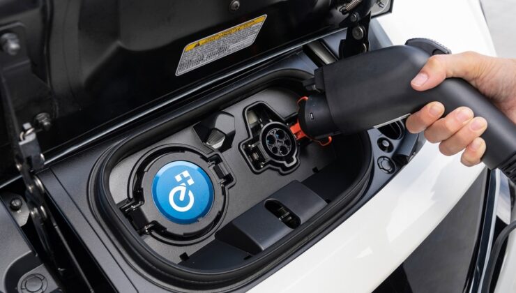 Elektrikli araç satışları ikiye katlandı