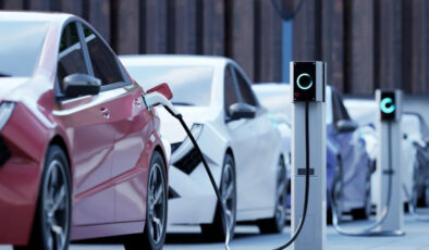 Türkiye dünyadan hızlı ‘elektrikleniyor’