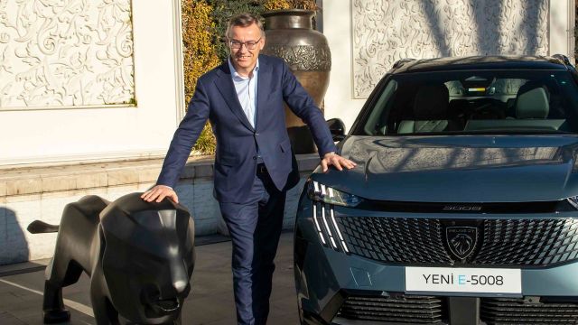 Peugeot 2030 Elektrikli Planını Revize Etti