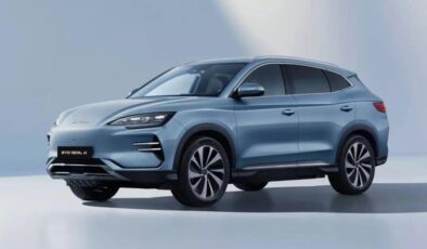 Tesla’yı geçen BYD hedef güncelledi: 2026’da 1.3 milyon satış yapacak