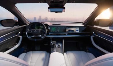 Türkiye’de satışa çıkması beklenen üst segment SUV modeli Renault Filante tanıtıldı