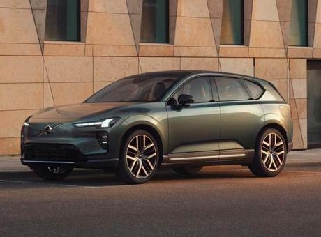 Yeni Volvo EX60 tanıtıldı: 810 km menzil iddiası ile geliyor
