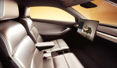 Direksiyonsuz otomobil için düğmeye basıldı