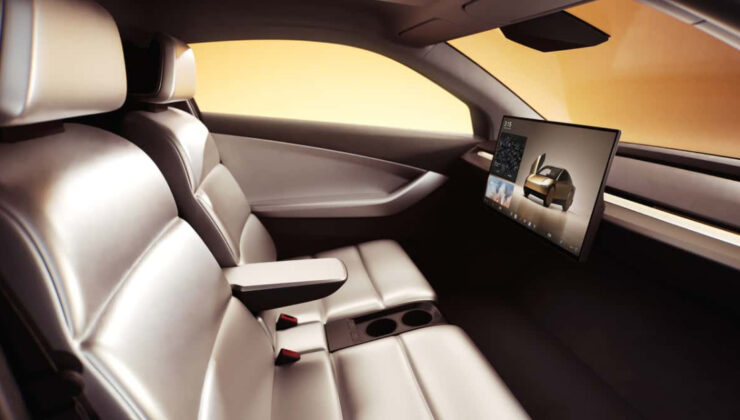 Direksiyonsuz otomobil için düğmeye basıldı