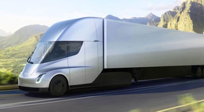 Tesla Semi seri üretime giriyor: İşte özellikleri
