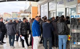 APP plaka değişiminde son gün yoğunluğu