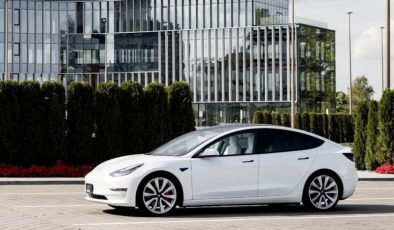 İbre tersine döndü: Avrupa’da Tesla satışları yüzde 57 arttı