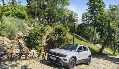 Jeep Avenger 4xe Overland 1.2 145 HP : Küçük Boyutlar, Büyük Maceralar