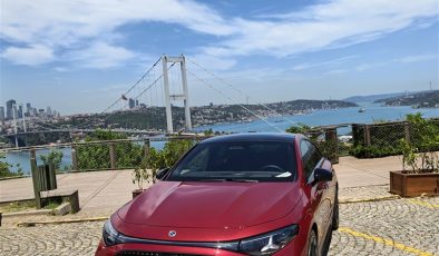 Mercedes-Benz CLA 220 4MATIC AMG : Yıldızın En Sportif Yorumlarından Biri