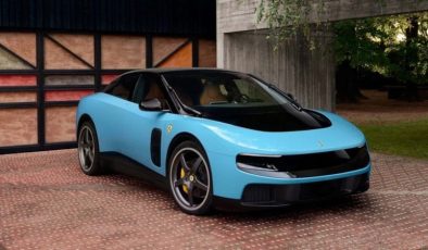 Tepkiler büyüyor: Elektrikli ilk Ferrari modeli sipariş almaya başladı