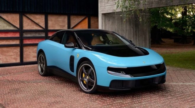 Tepkiler büyüyor: Elektrikli ilk Ferrari modeli sipariş almaya başladı
