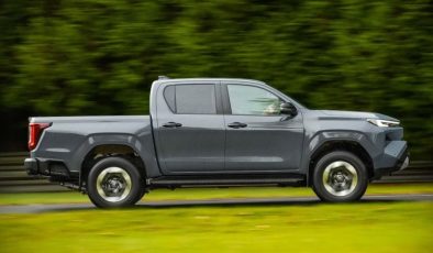 Toyota efsanesi Hilux geri dönüyor: Türkiye için tarih belli oldu