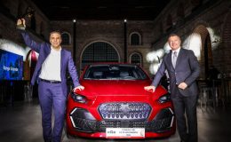 “Türkiye’de Yılın Otomobili” yarışmasını Clio kazandı