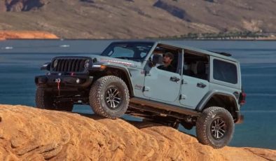 Yangın riski var: Jeep, 1 milyondan fazla aracı geri çağırmaya başladı