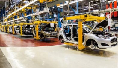 Yapay zekaya güvenen Ford pişman oldu: Eski çalışanlar geri dönüyor